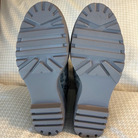 Corky’s Leopard Print Ankle Boots - Picture 5 of 5